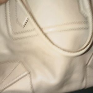 A nice Max Mara Hand Bag